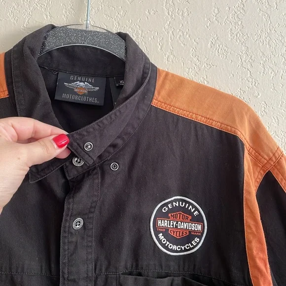Harley-Davidson Button Up - Picture 5 of 8